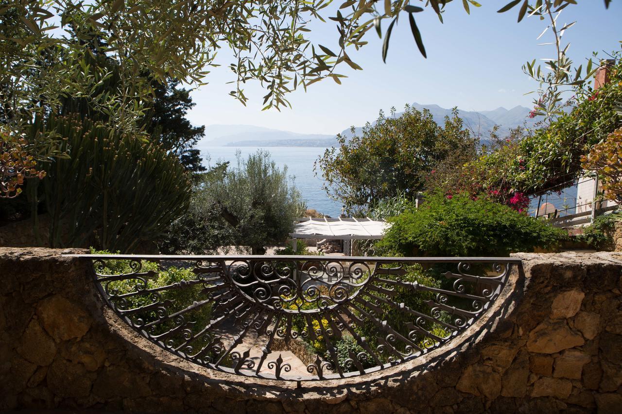 Bed and Breakfast Residenza Terrazze Sul Mare Santa Flavia Exterior foto