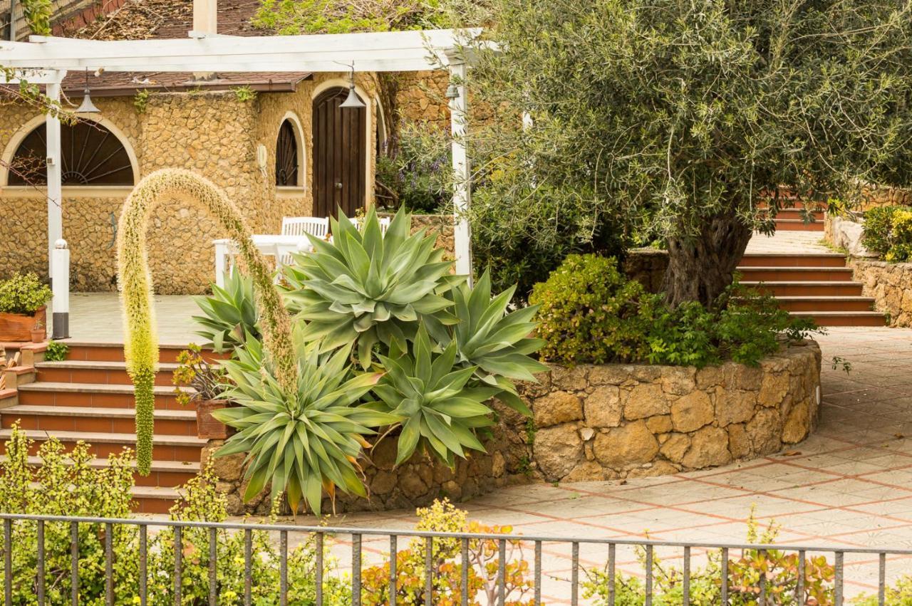 Bed and Breakfast Residenza Terrazze Sul Mare Santa Flavia Exterior foto